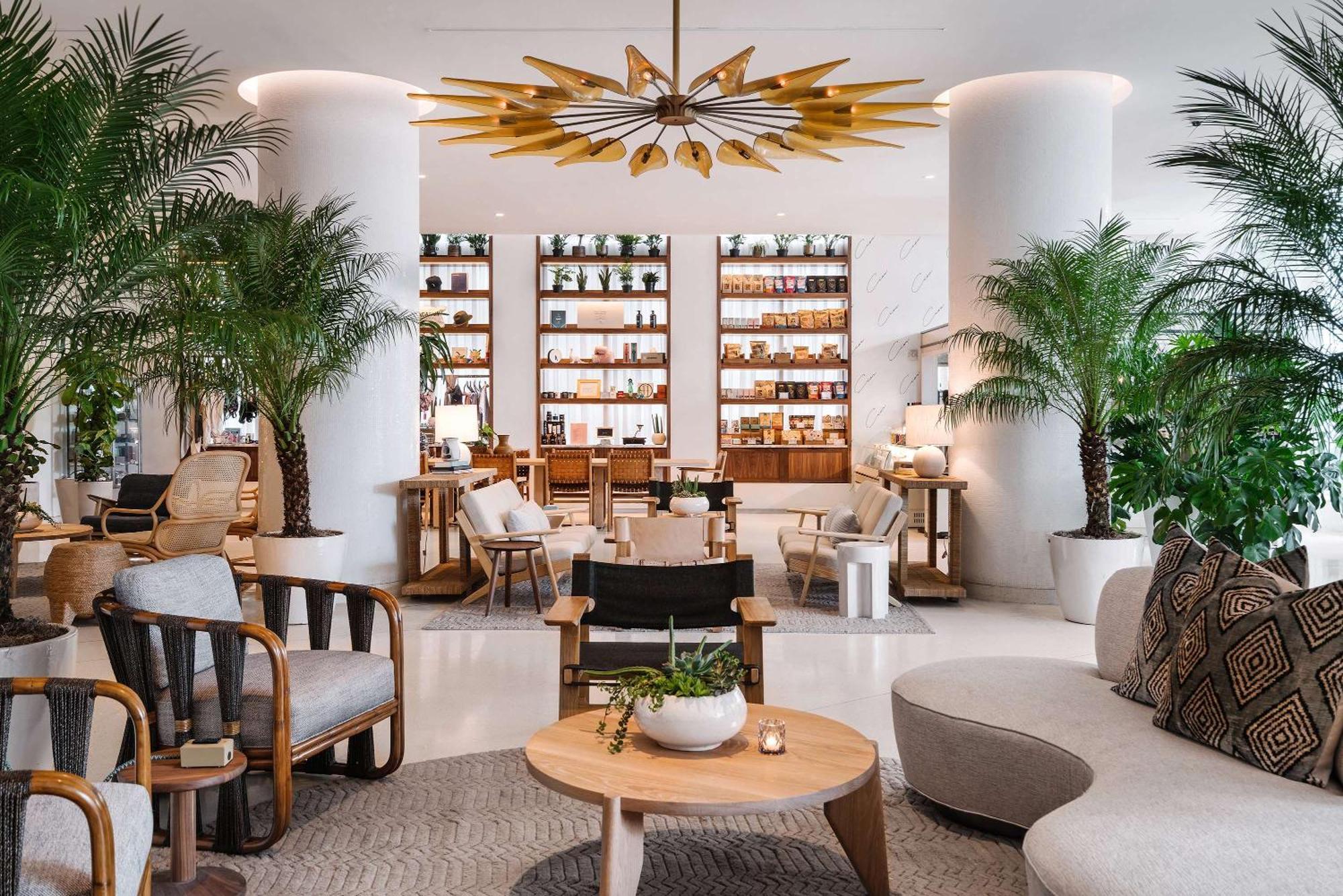 Nautilus Sonesta Miami Beach Exterior foto The lobby of the Four Seasons Hotel