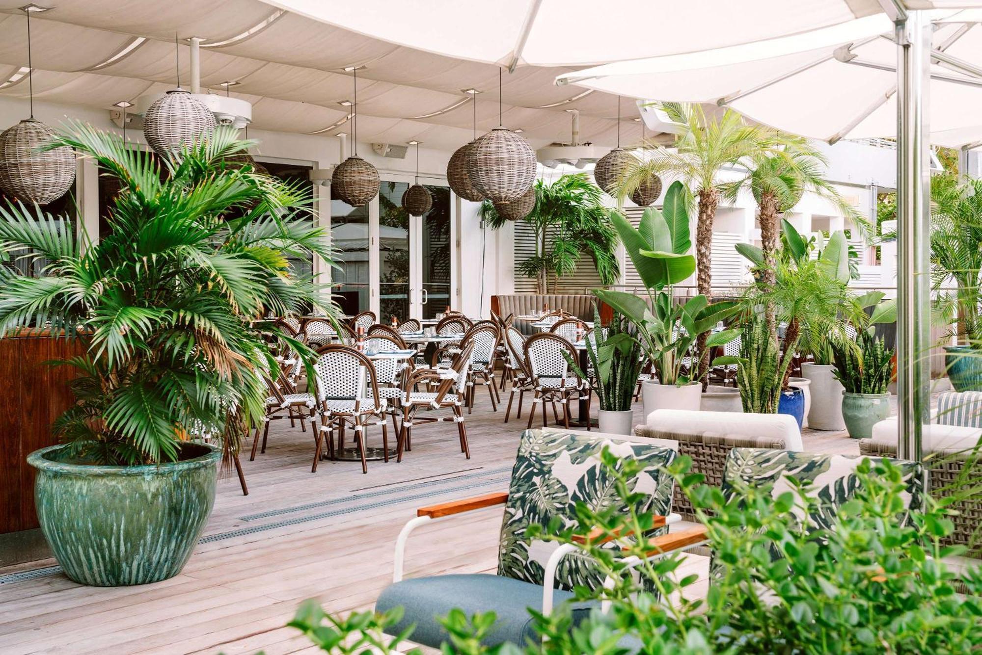 Nautilus Sonesta Miami Beach Exterior foto The Terrace at The Ivy